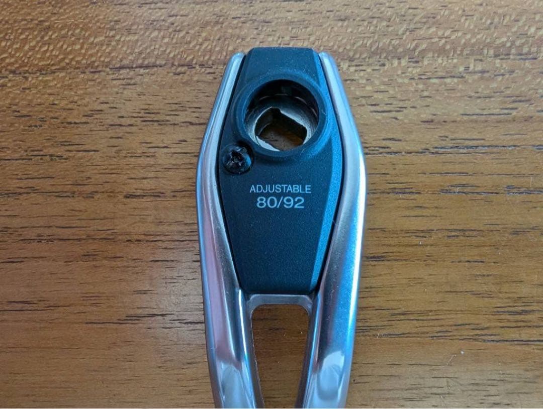 シマノ17オシアジガー2000NRHG(右巻) 純正ハンドル