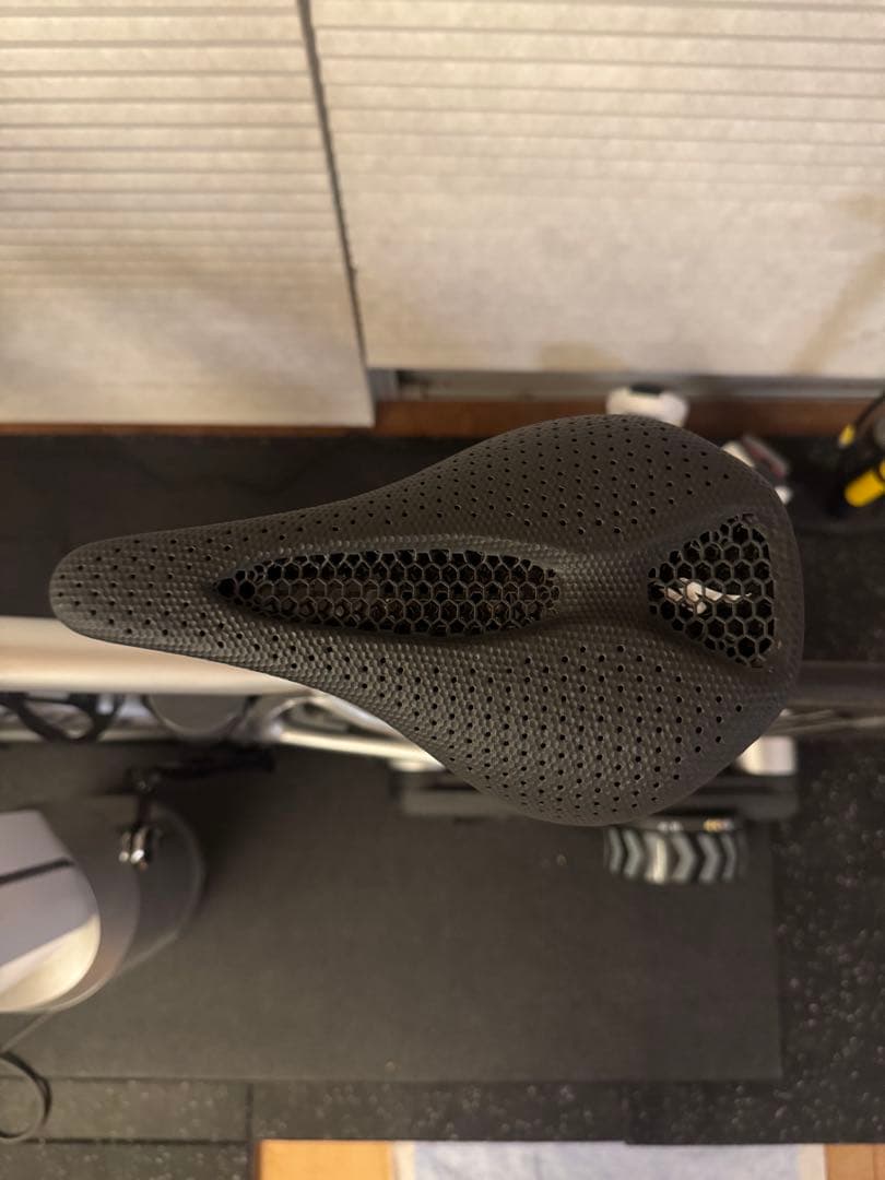 【限定値下げ】【完成車外し】Power Pro with Mirror サドル