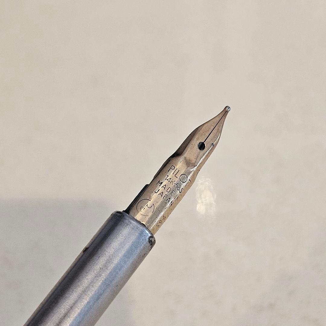 PILOT キャップレス ノック式 ヴィンテージ万年筆14K