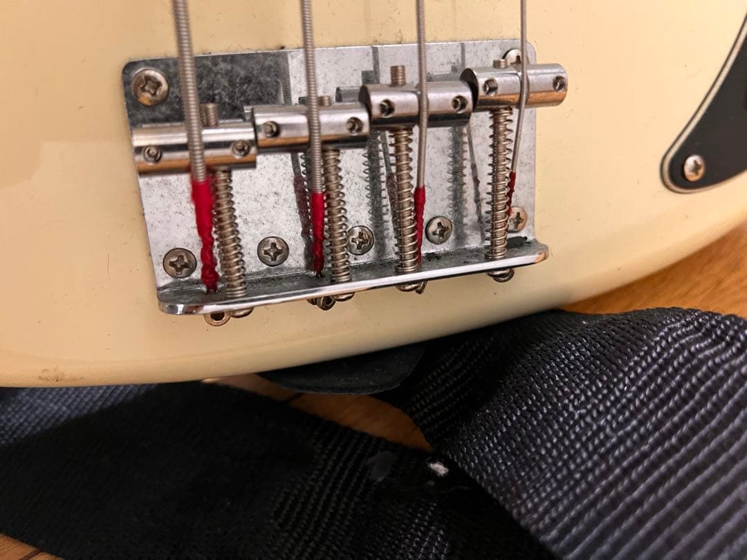 PhotoAuthentic エレキベース アイボリー