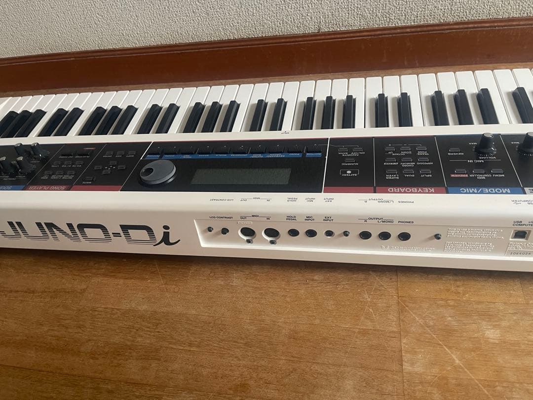 Roland 61鍵 シンセサイザー JUNO-DI ホワイト 美品