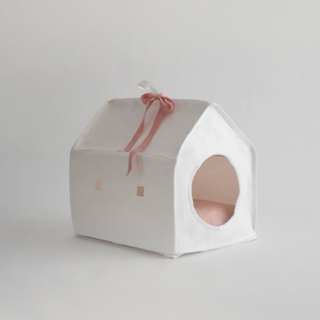 ホワイトハウス　ピンク　完売　新品　dog　人気ブランド　ours lippu