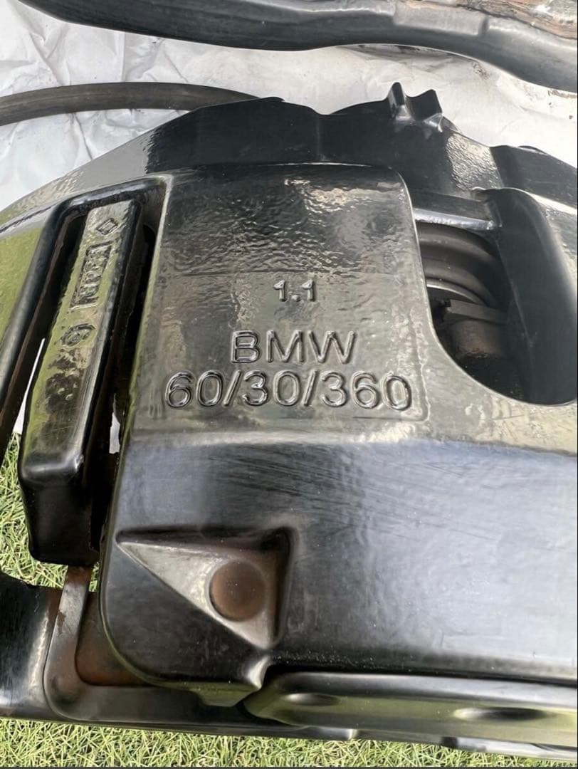  E90 E92 E93 M3 ブレーキキャリパー　パッド