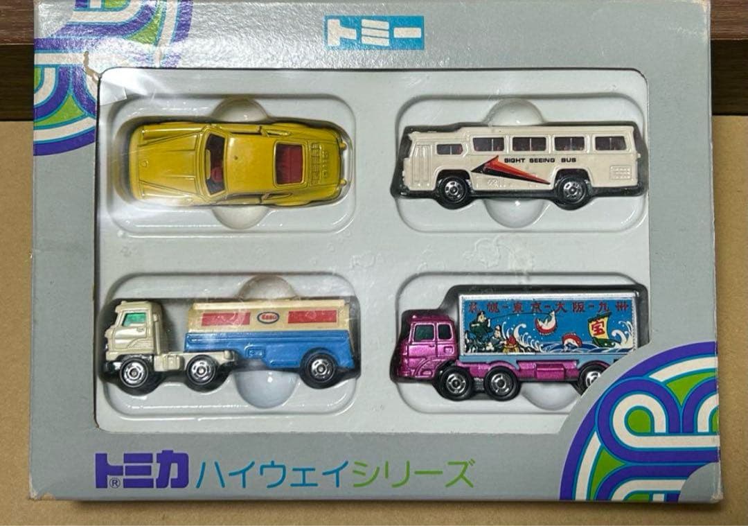 トミカ ギフトセット ハイウェイシリーズ