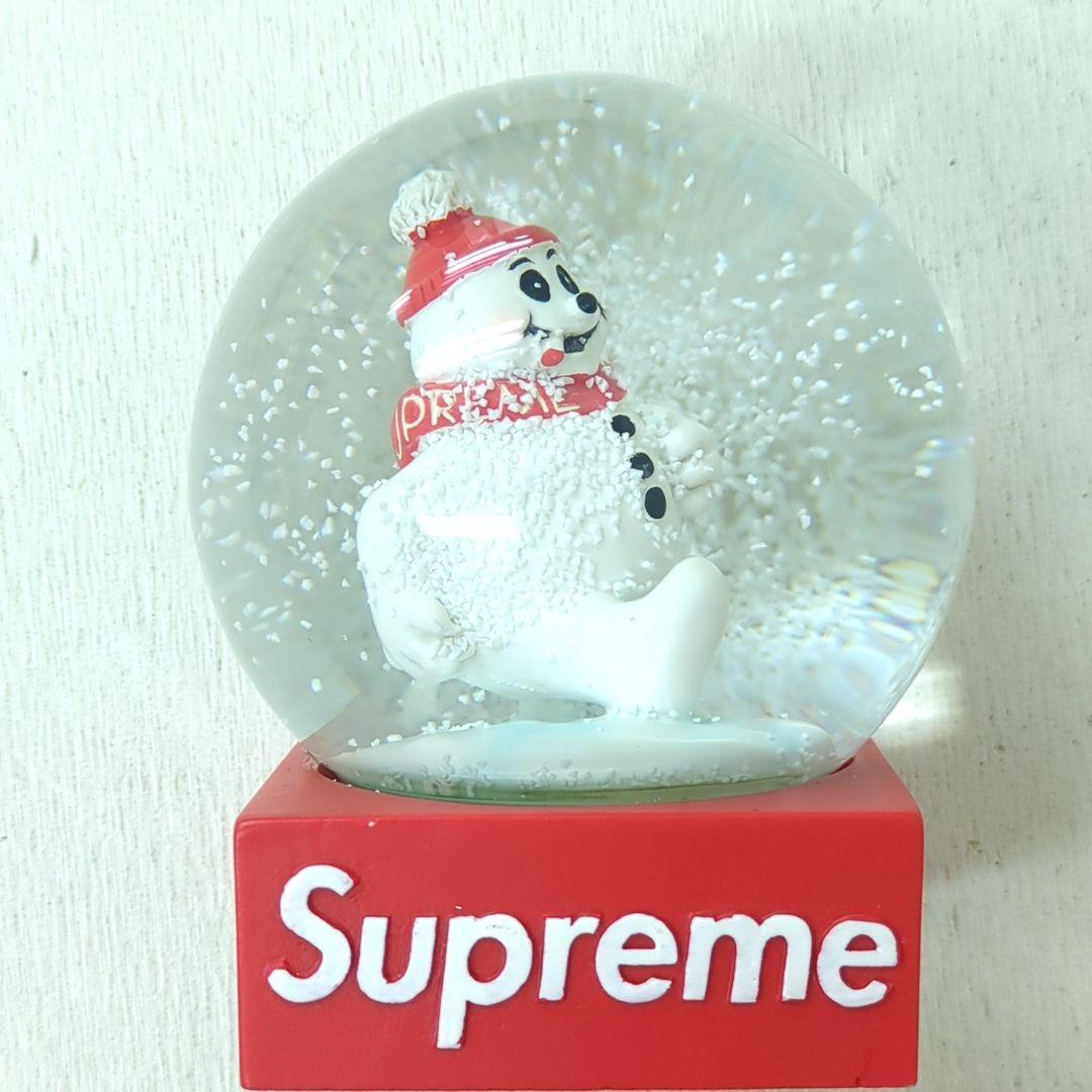 シュプリーム スノーマン スノードーム man globe