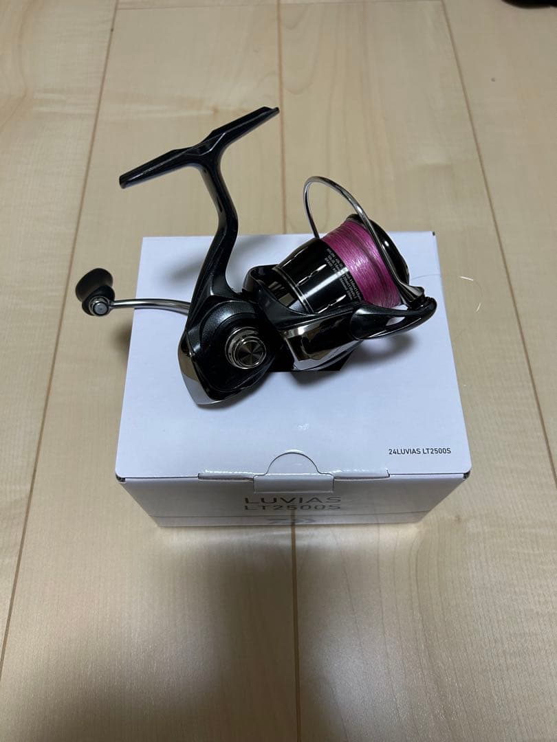 LUVIAS LT2500S スピニングリール