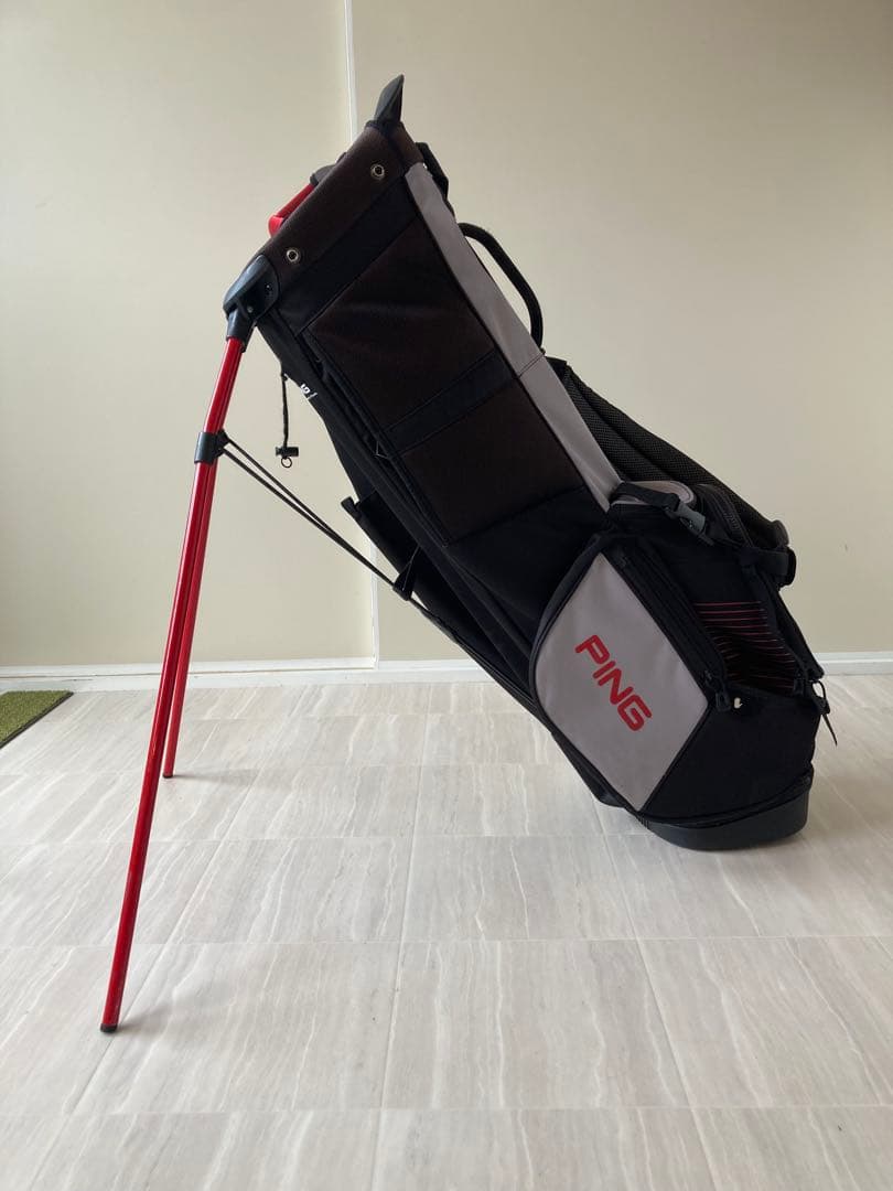 PING 4Series スタンド式ゴルフバッグ(中古品)