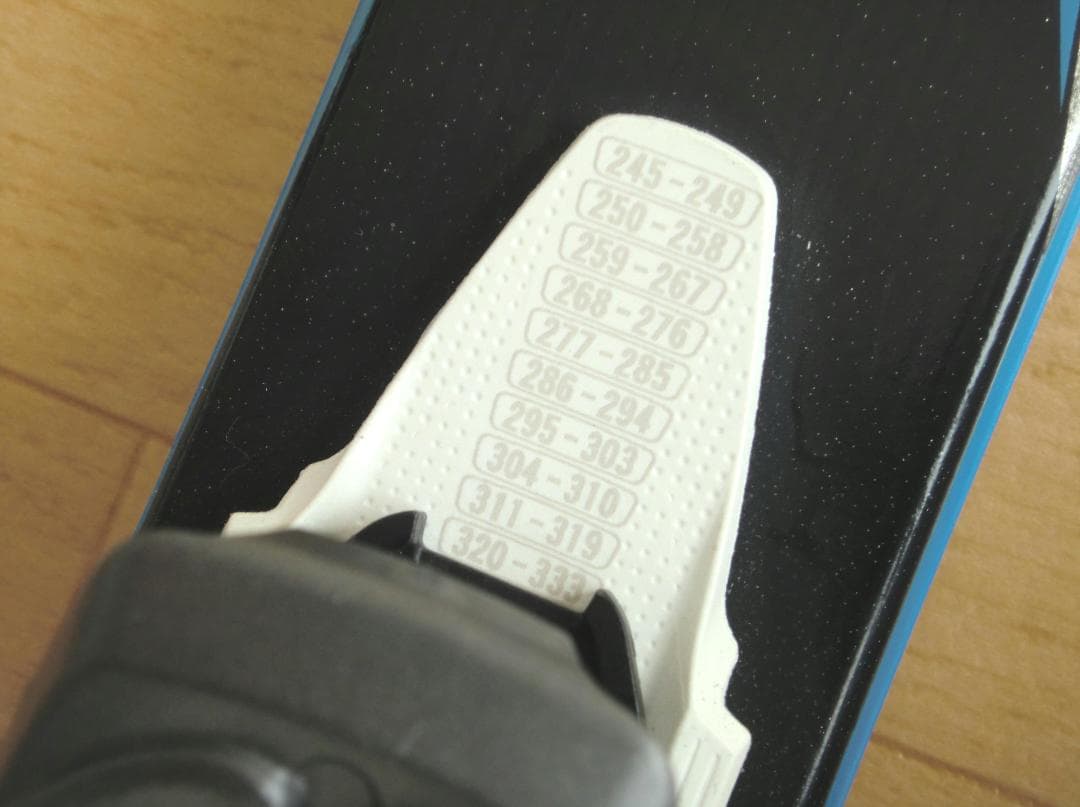 ■■送料無料■K2＋Hart■ジュニア用スキー4点セット■136/24■WAX■