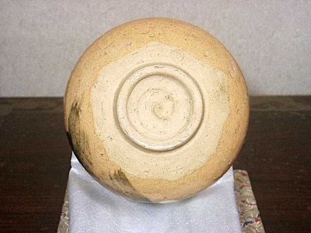 九谷焼　矢口永寿（初代）作　乾山意　梅　無傷　箱合　保証。