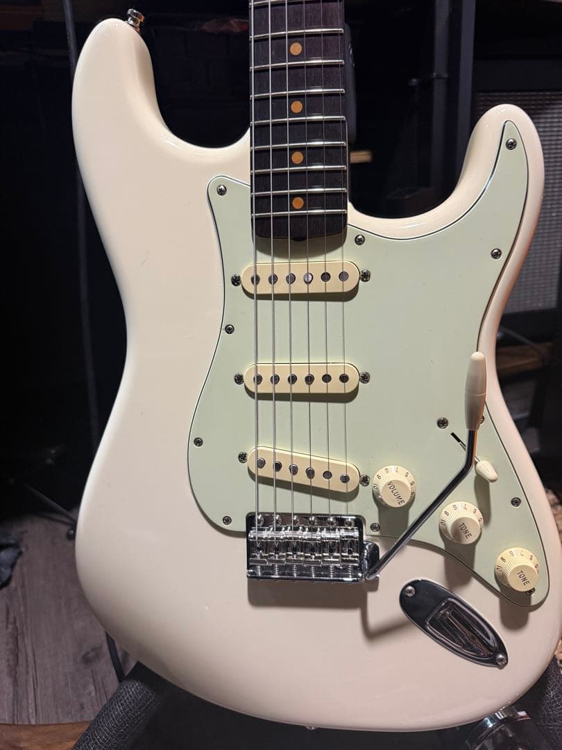 本日限定Fender American Vintage II ストラト