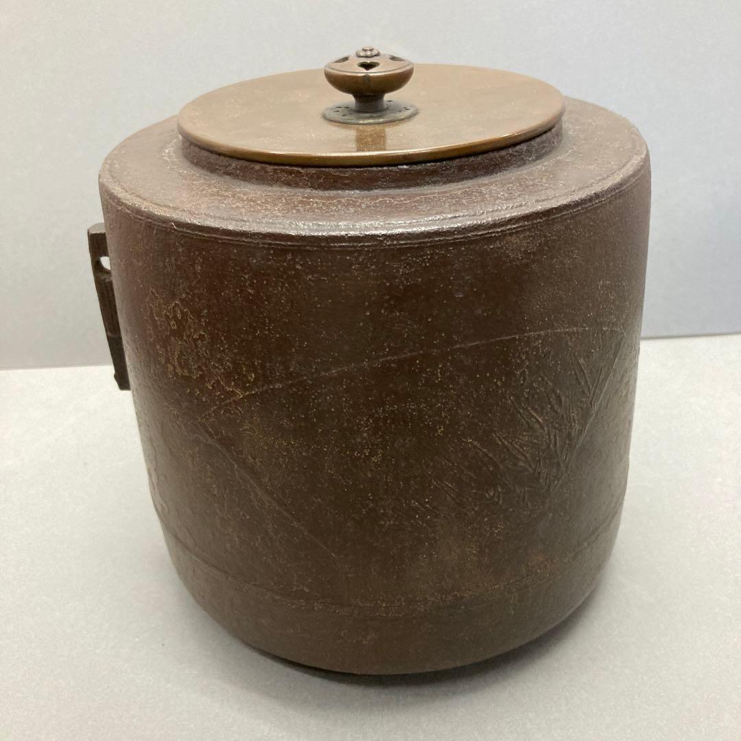 茶道具　筒形　釜(側面に扇　木や花の図柄)　姿形良　美品　共箱　S413KM2
