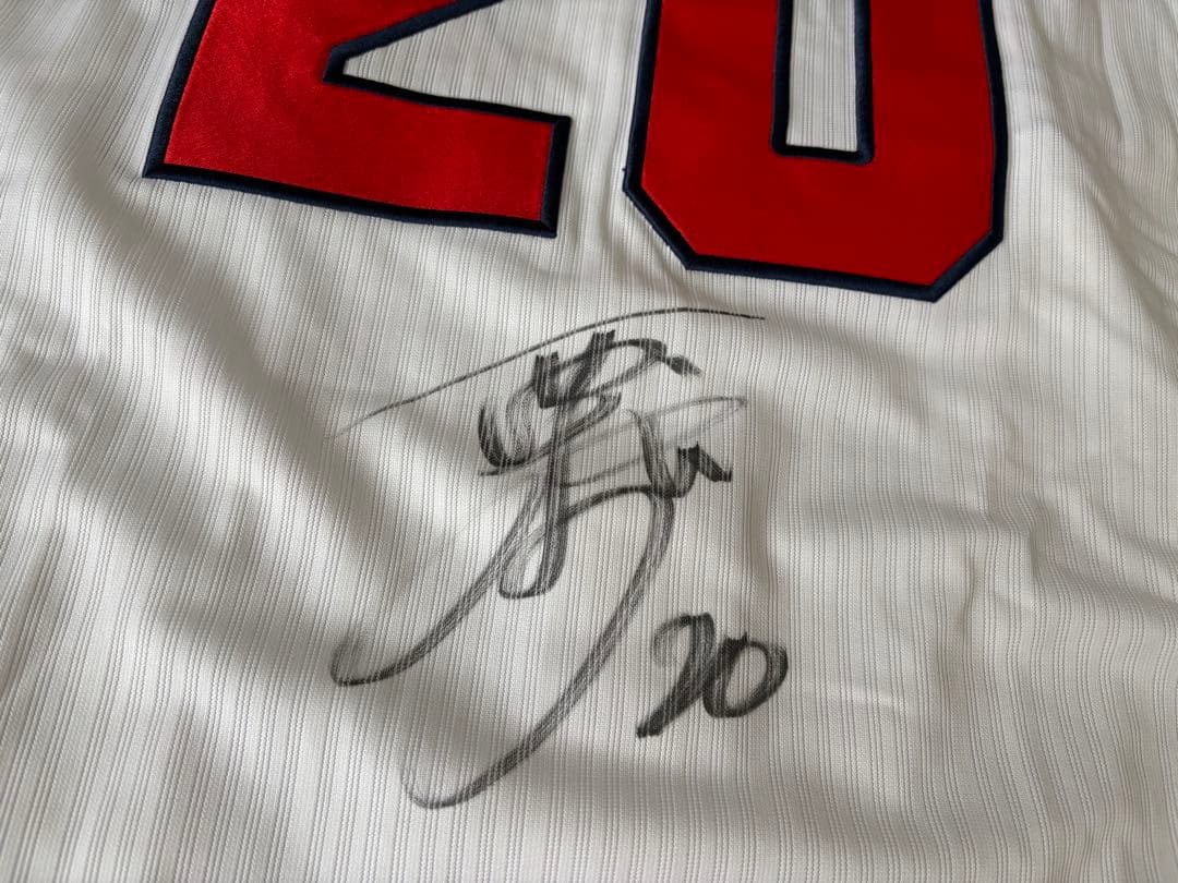 広島東洋カープ 栗林良吏 直筆サイン入り ハイクオリティユニフォーム 新品未使用