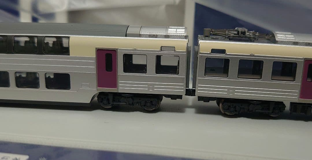 室内灯別売可 TNカプラーHG仕上品 215系 TOMIX 新品近 TOMIX