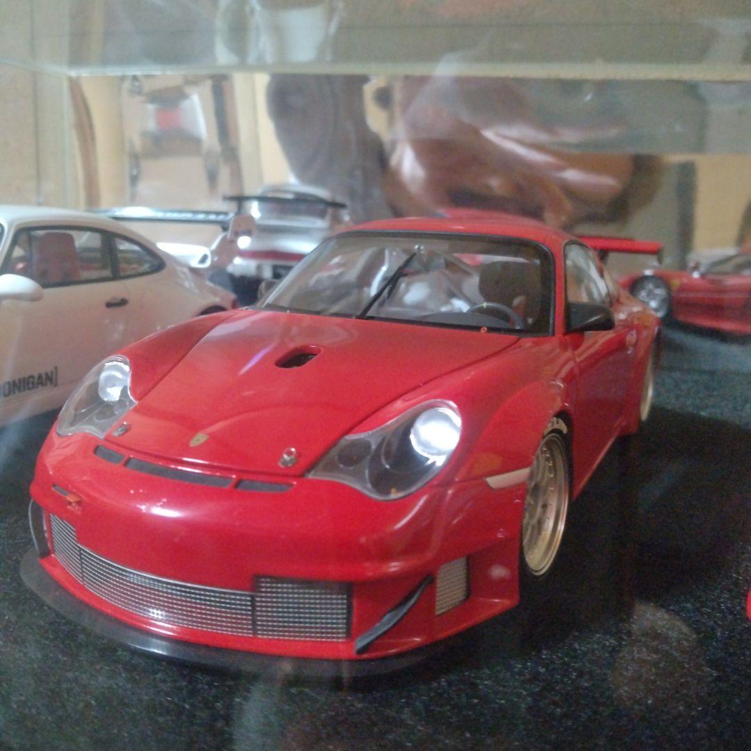 MINICHAMPS ポルシェ 911 GT3 RSR-2004 1/18