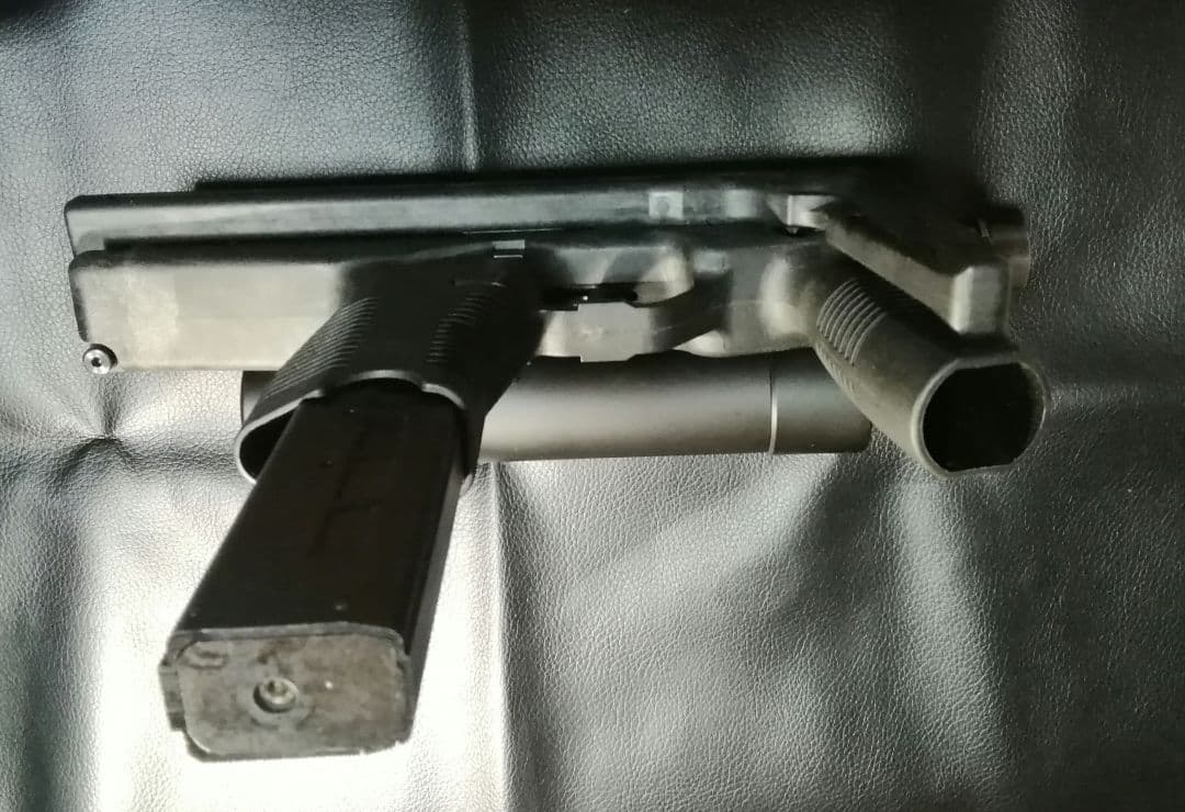 KSC製ガスガン B&T MP-9