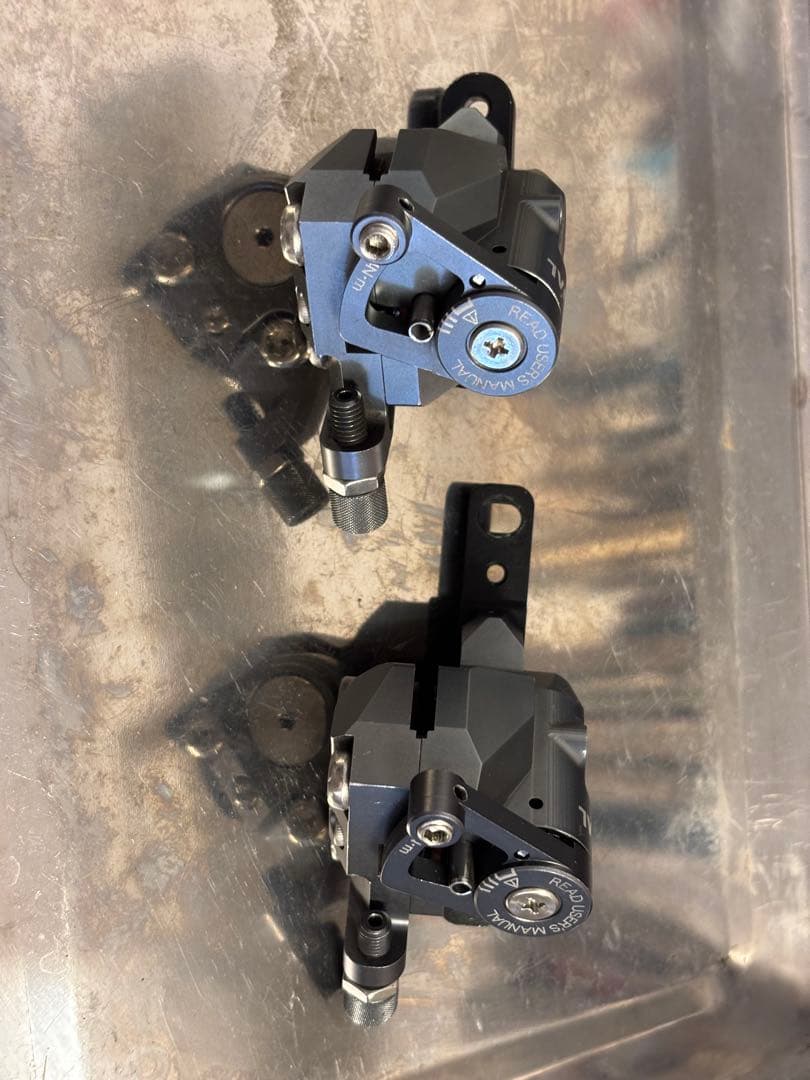 EQUAL 機械式ディスクブレーキセット フラットマウント