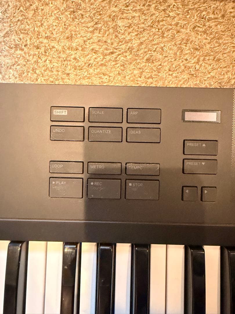 A*M様 (箱付き・中古) Komplete Kontrol A49