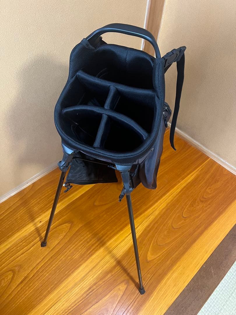 デサントゴルフ　スタンド式　キャディ バッグ　グレー×ブラック