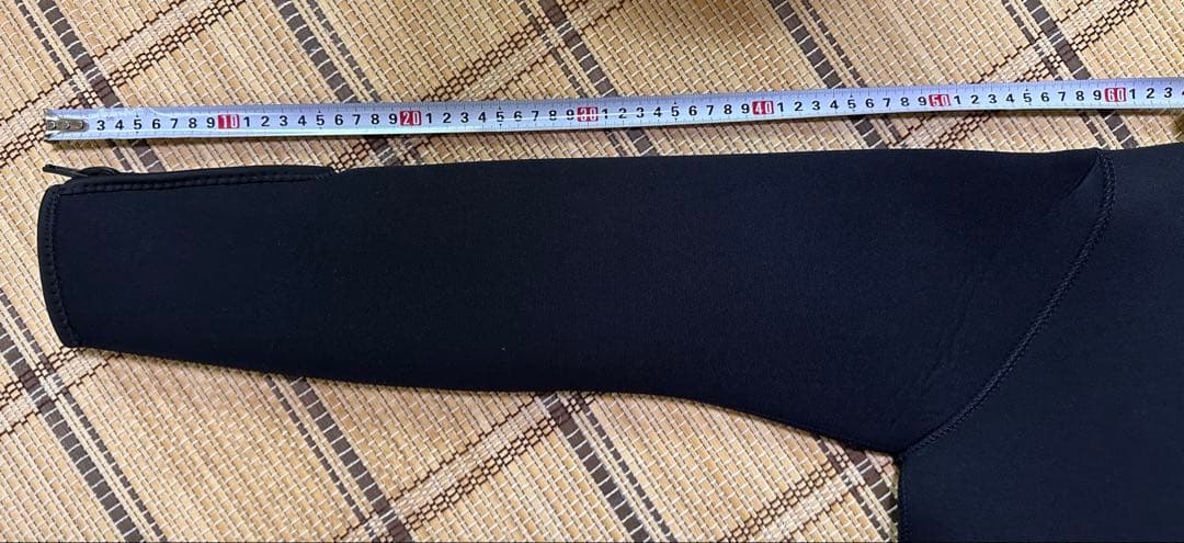 新品未使用タグ付き ウェットスーツ マリンスポーツ タッパー 黒 メンズ S