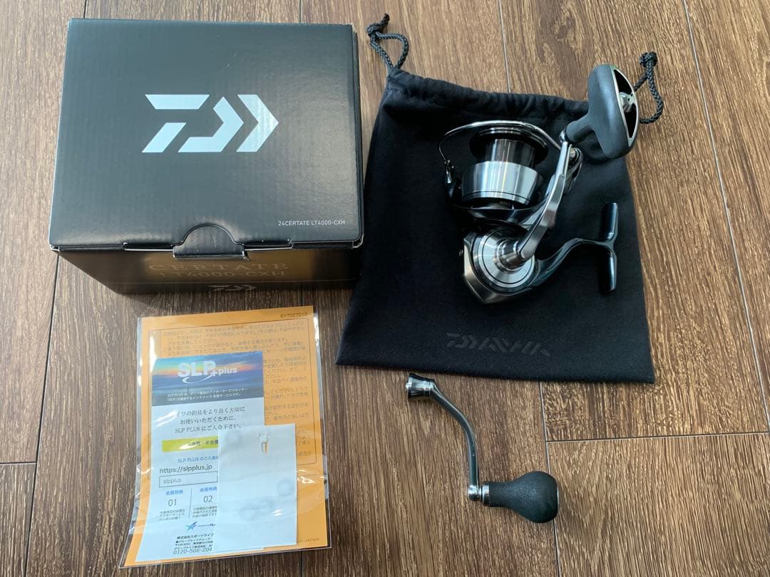 ダイワ　24セルテート　LT4000CXH おまけでエアリティハンドルRCSノブ