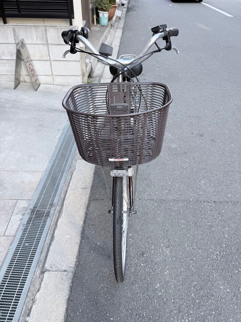 大阪府　ヤマハ　電動アシスト自転車 ブラウン 前バスケット付き