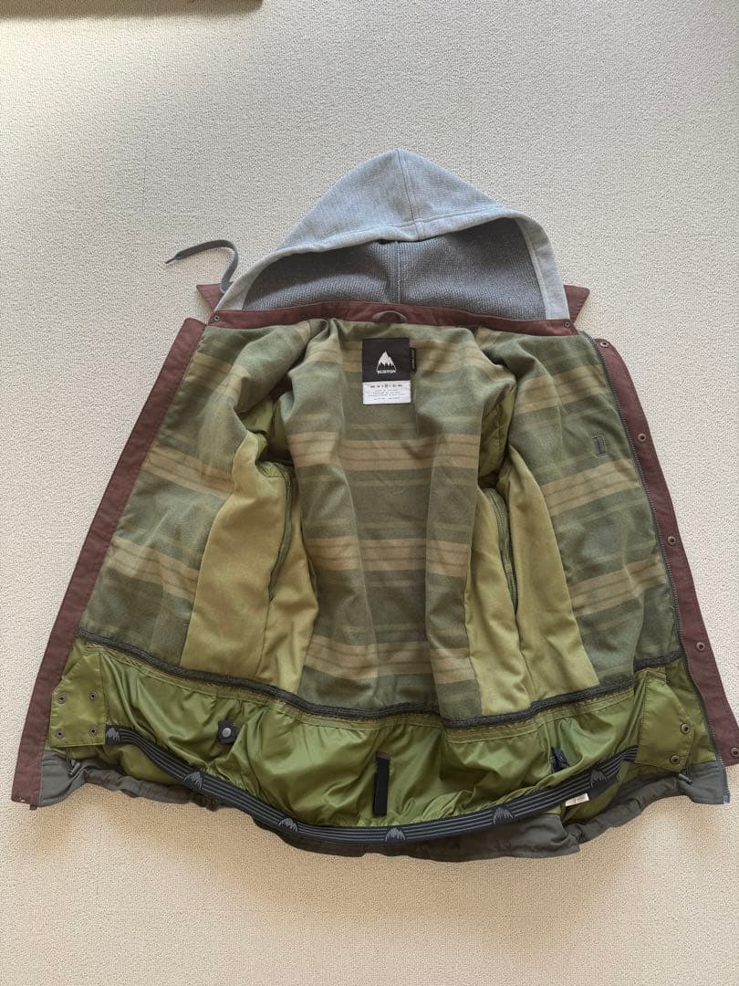 【Burton】スノーボードウェア 上下セット メンズM/S 2回着用