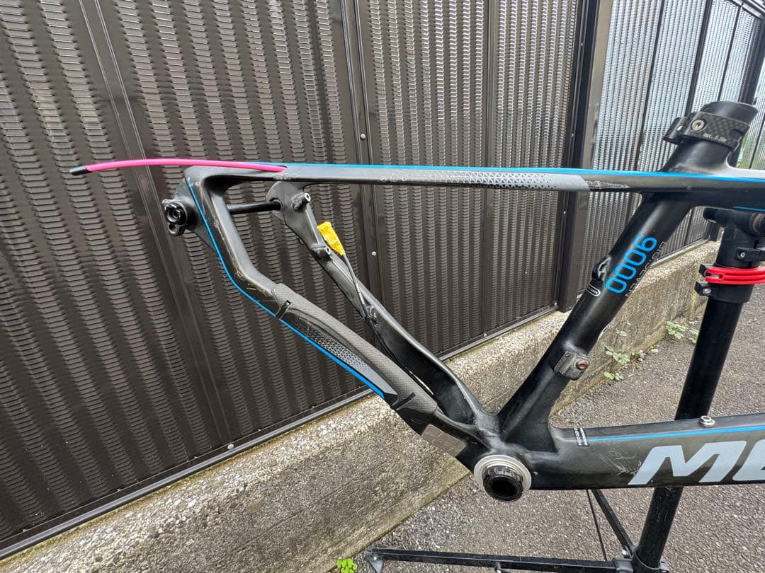 Merida BIG SEVEN 9000 フレームとフロントフォークのみ