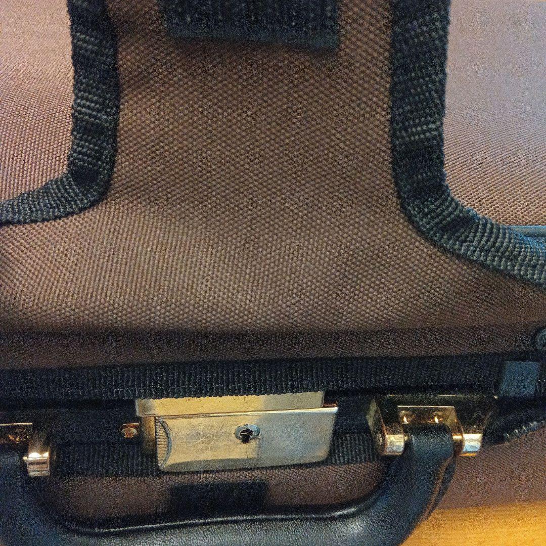 バイオリンケース　軽量タイプ