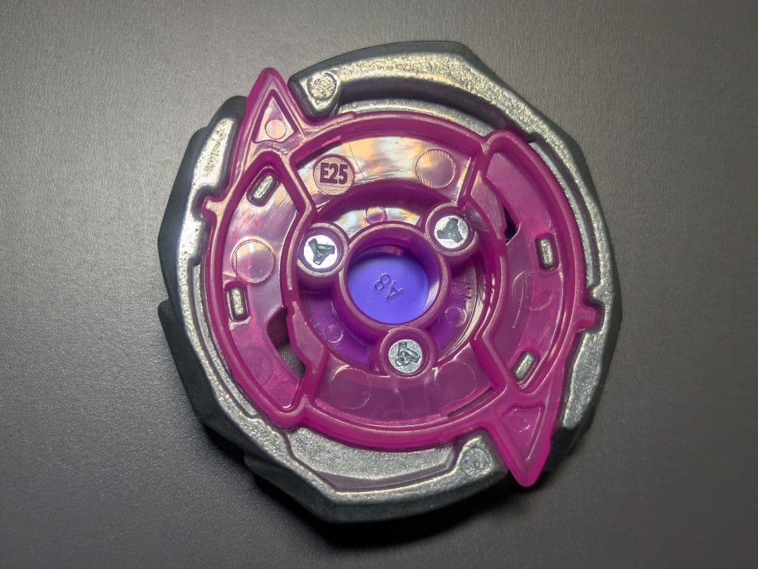 ベイブレードX シャークスケイル 高重量38.09g ブレードのみ