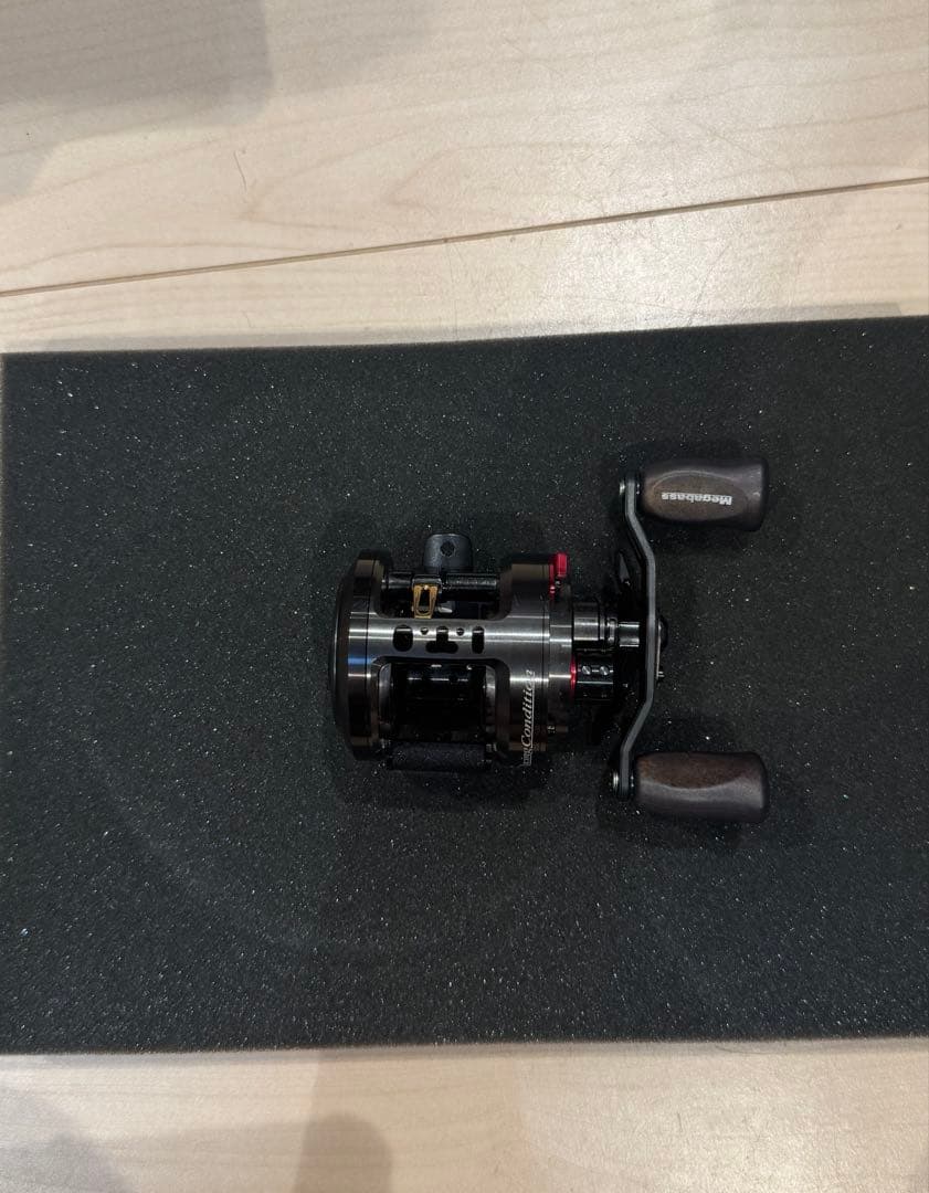 モノブロックレーシングカロッツェリア