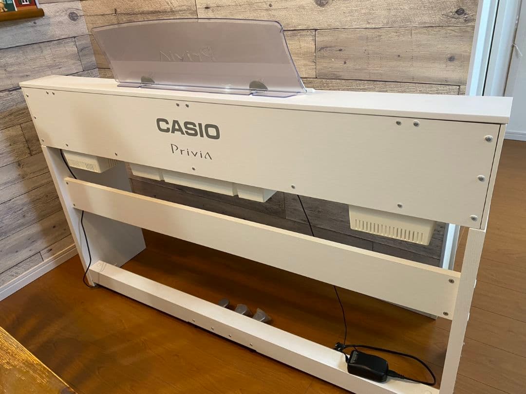 CASIO PX-750 ホワイト電子ピアノ(送料込み)