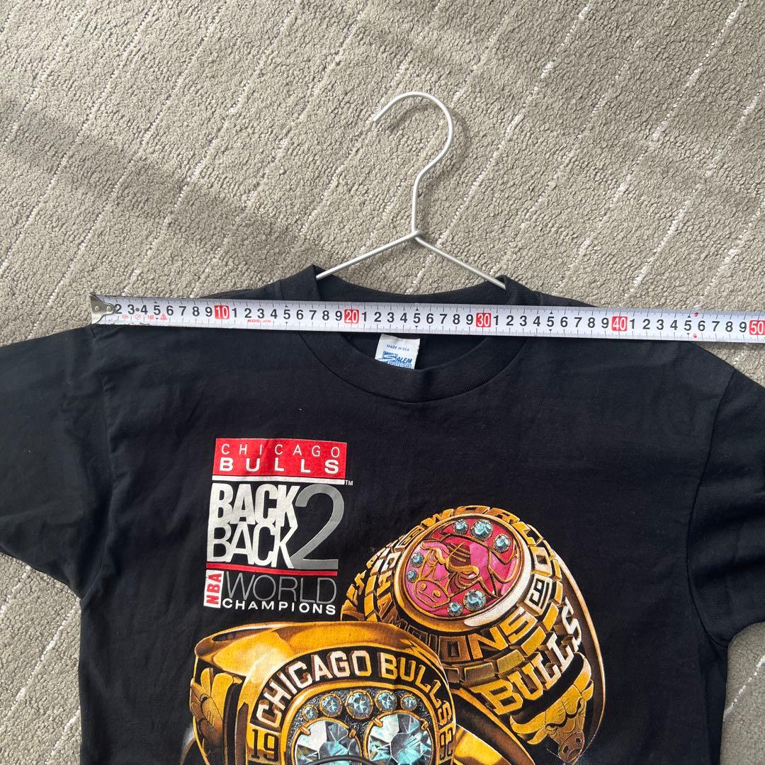NBA Chicago Bulls シカゴ・ブルズ Tシャツ　未使用品❗️