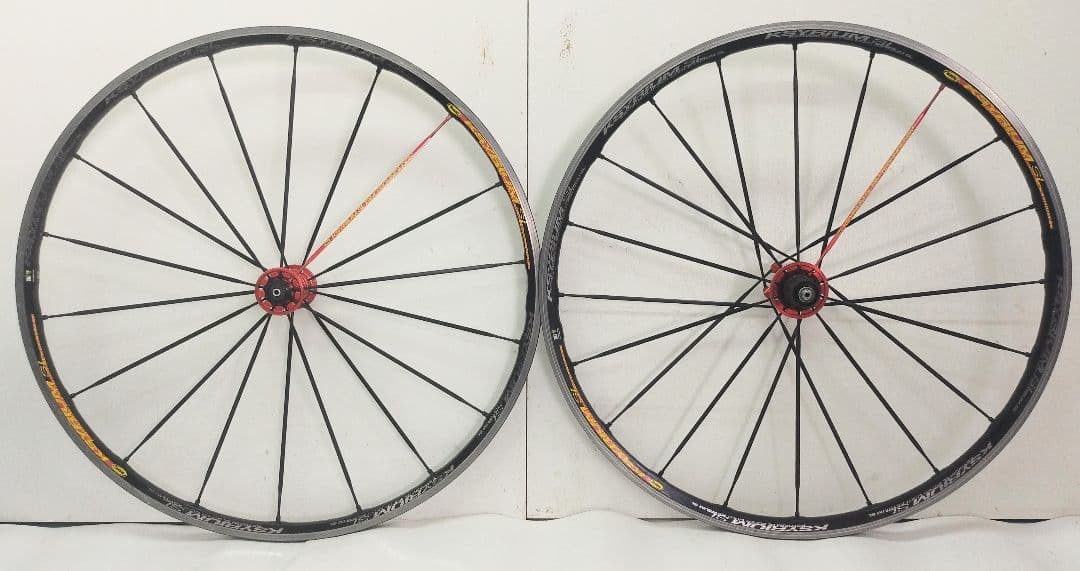 マビック、キシリウム SL .クリンチャーリムブレーキ。