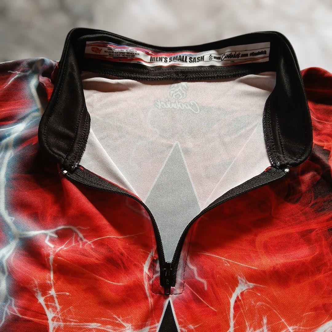 ✨日本未発売✨ブランズウィック　サイズM　 レッド　竜巻　USA製　ボウリング