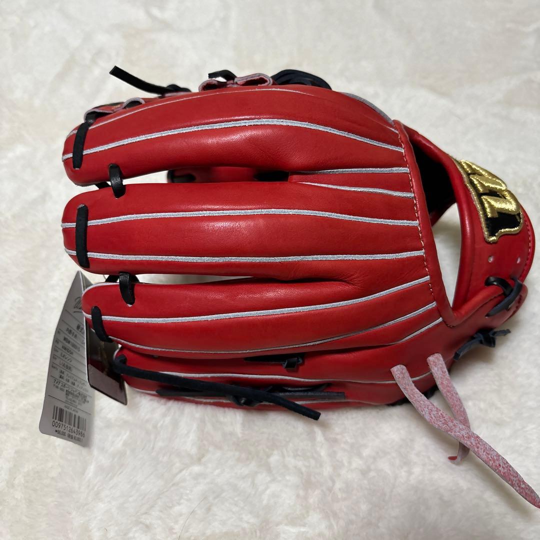 定価税込66000円　ウィルソン　硬式内野手用　新品未使用　袋付き