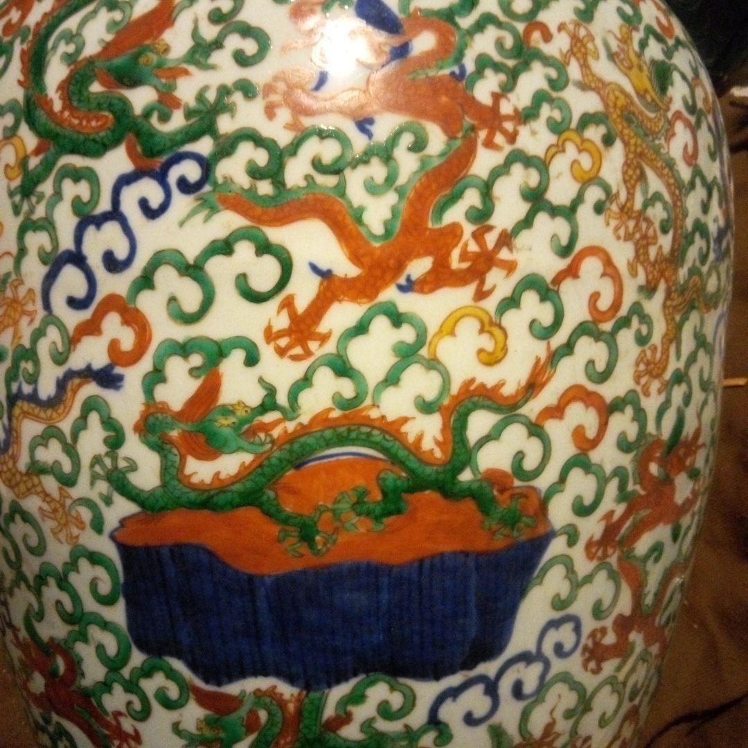 中国陶磁器　萬歴赤絵　大壺