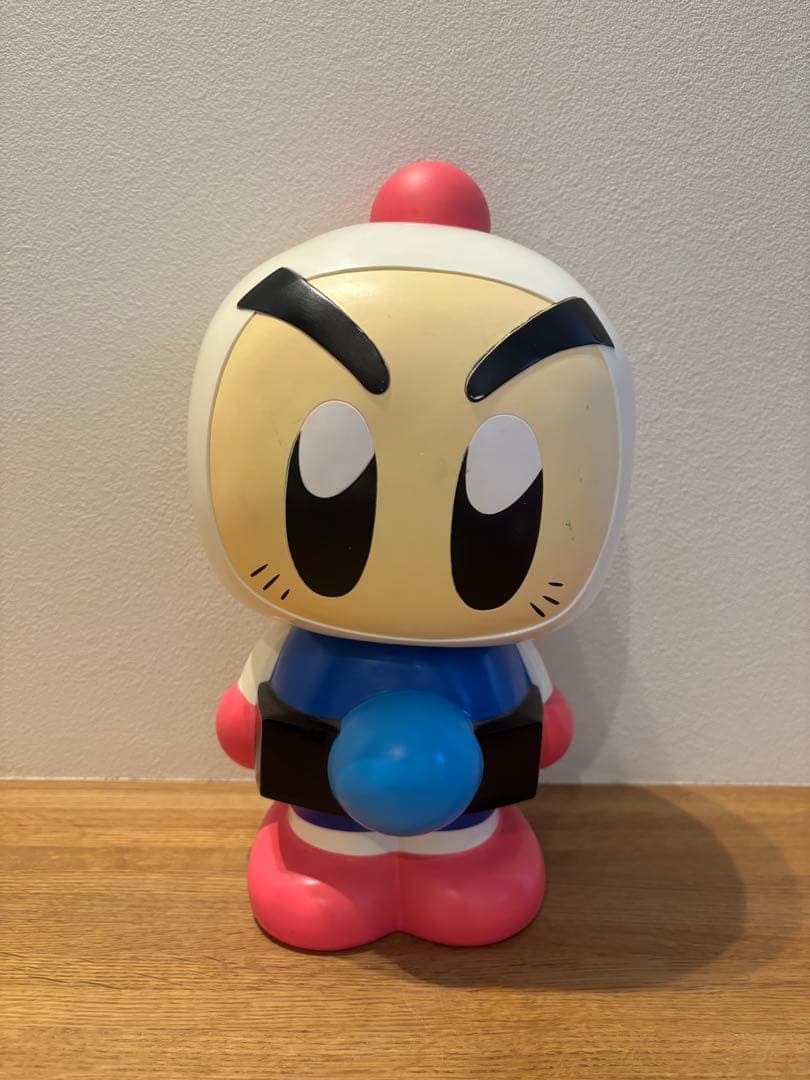 ボンバーマン　ソフビ貯金箱　約32㎝