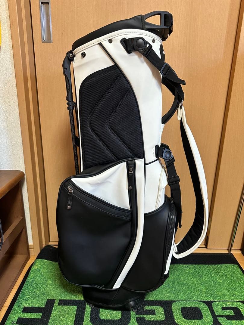 Vessel ホワイト/ブラック キャディバッグ