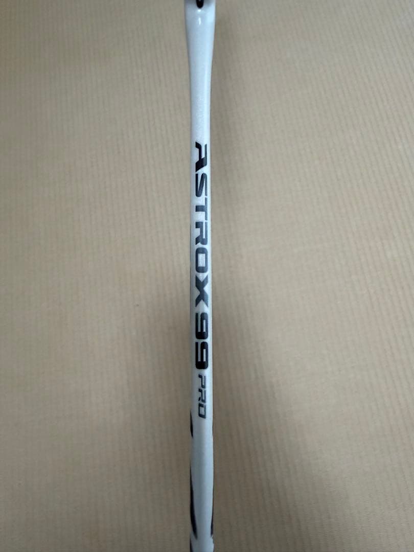 YONEX アストロクス99PRO 4UG5 バドミントンラケット