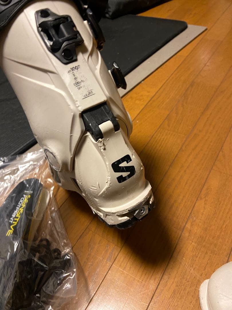 SALOMON バックカントリー　男性用スキーブーツ　SHIFT PRO 130