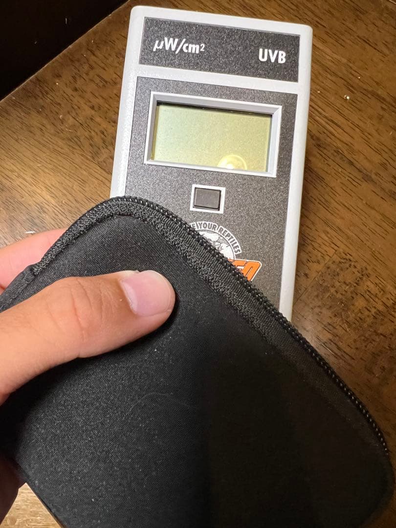 Zoo Med Digital UVチェッカー