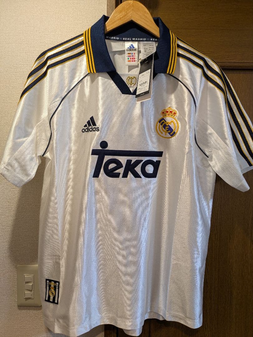 国内正規品【新品未使用】レアル・マドリード 99/00 復刻ホームユニフォーム