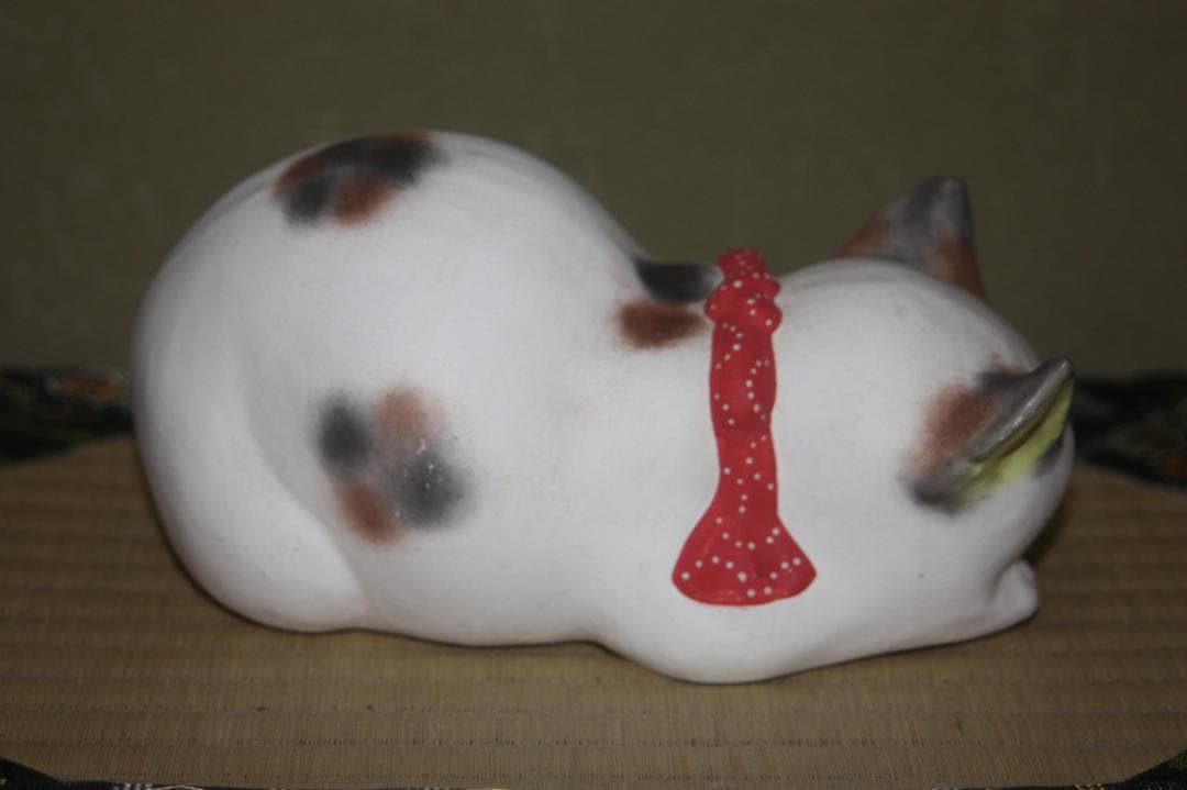 伏見人形　眠り猫　大西重太郎　丹嘉　土人形　郷土玩具　(10/21迄出品)