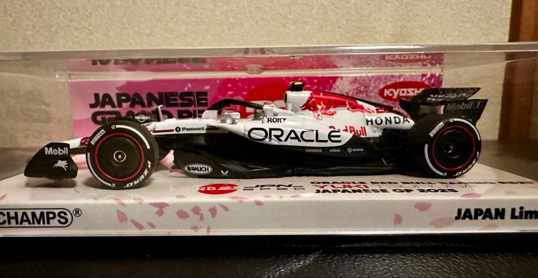 MINICHAMPS RB21 Yuki Tsunoda 1/43 日本GP
