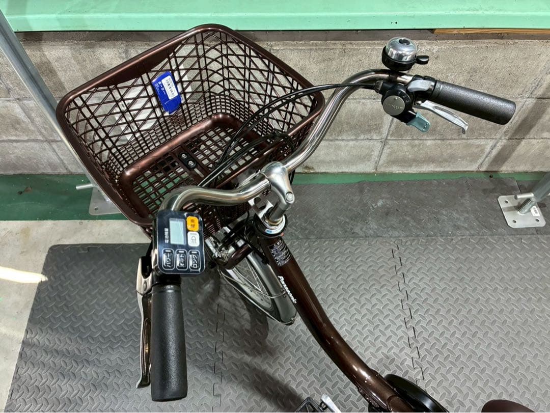 №8701 電動自転車パナソニックビビL.S 20インチ✨大容量リアバスケット✨