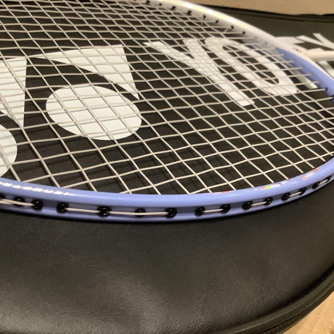 YONEX バドミントンラケット　ASTROX70 アストロックッス