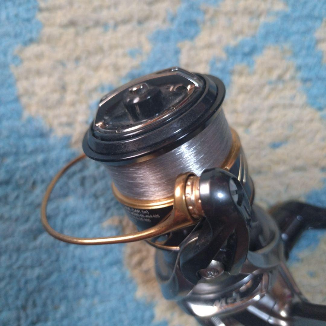 SHIMANO 16Vanquish C2000S スピニングリール