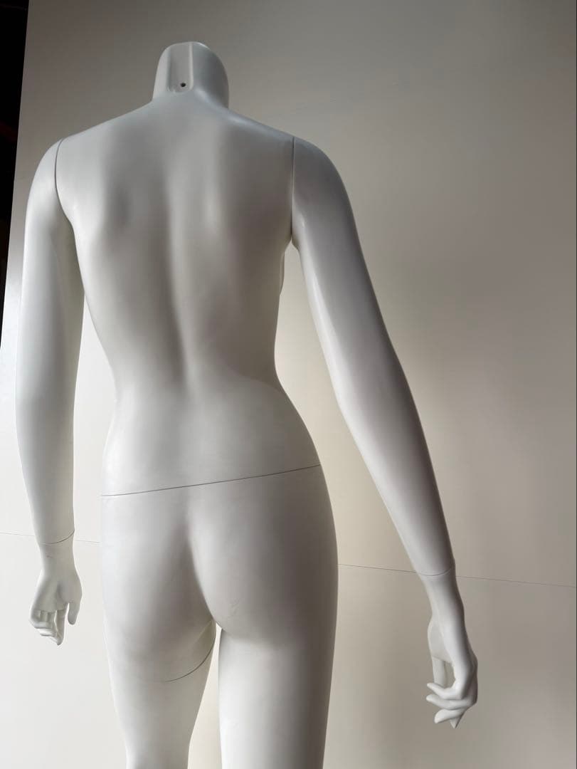 ホワイト女性用マネキン 全身タイプ　９号