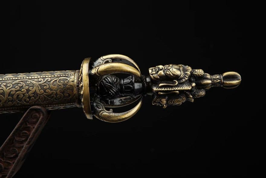 三鈷剣 倶利伽羅剣 仏教美術 竜頭伏魔刃 古兵器  武具　刀装具　日本刀　模造刀