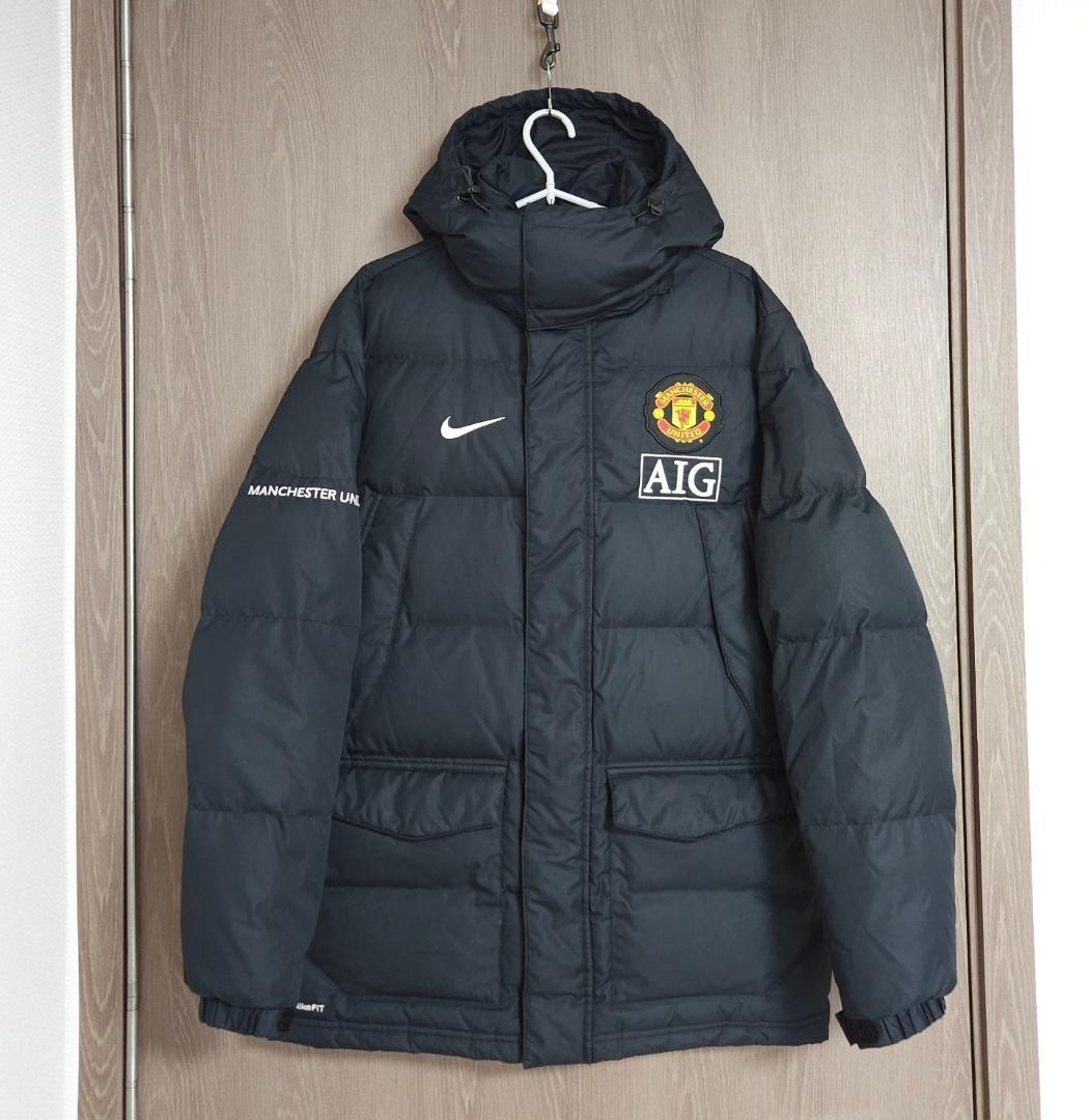 マラドーナメッシ ナイキ マンチェスターユナイテッド ダウンジャケット